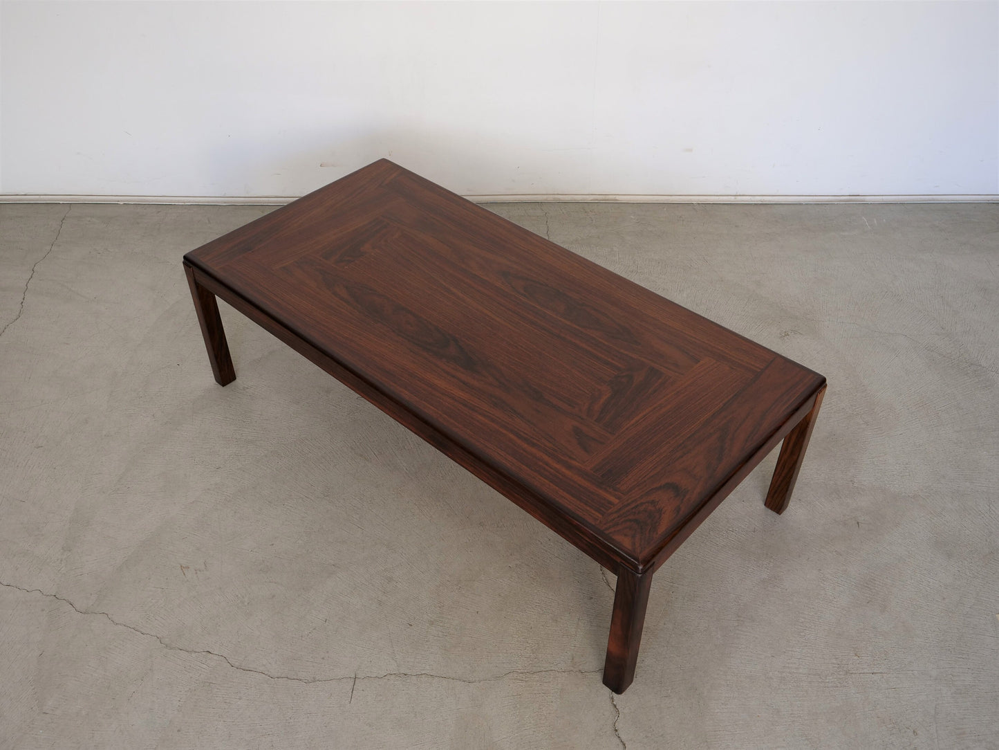 1960s Mid-Century / Danish Modern Rosewood Rectangular Coffee Table