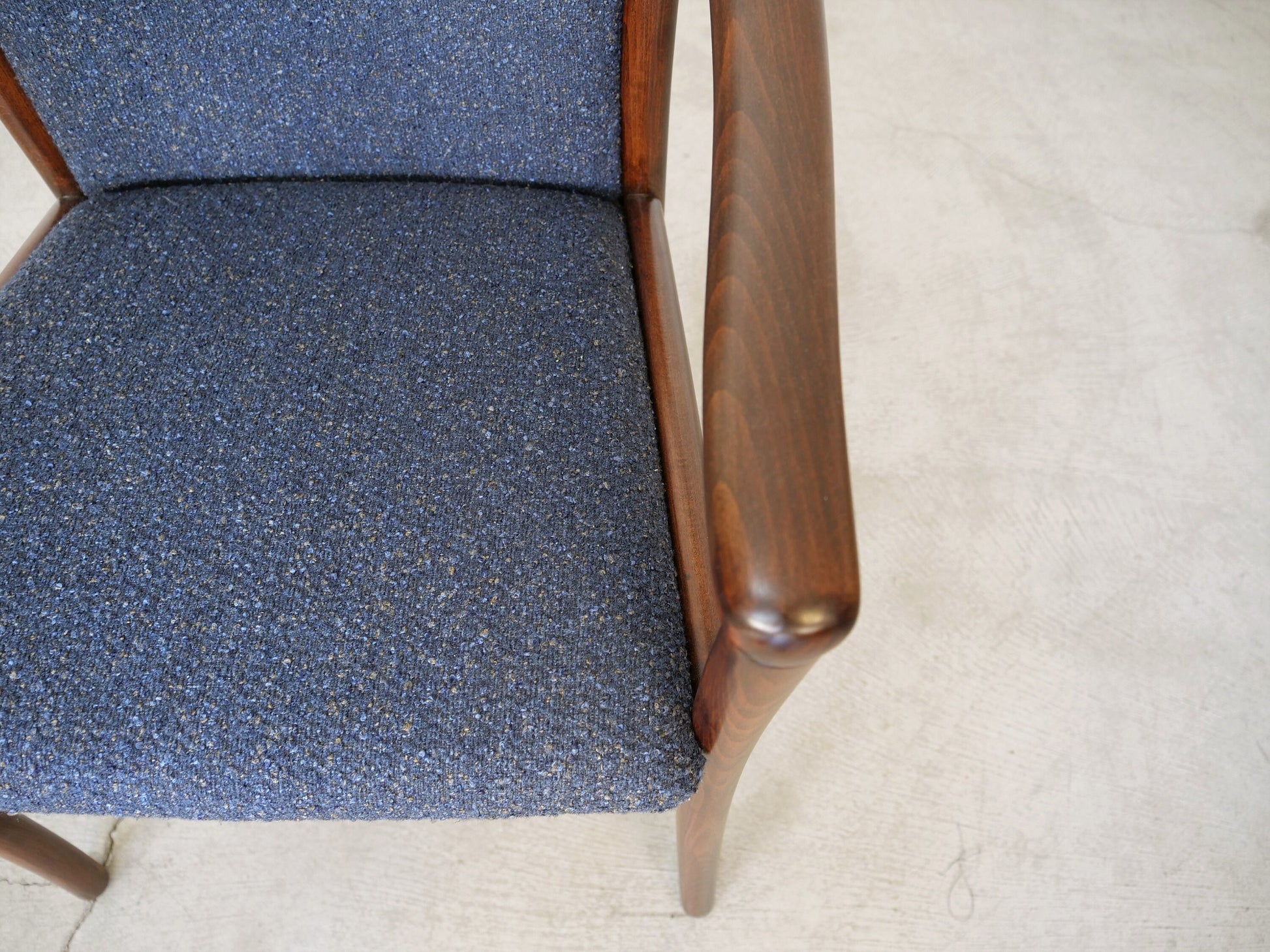 Set of Four Restored Vintage Mid-Century Modern Dining Chairs
